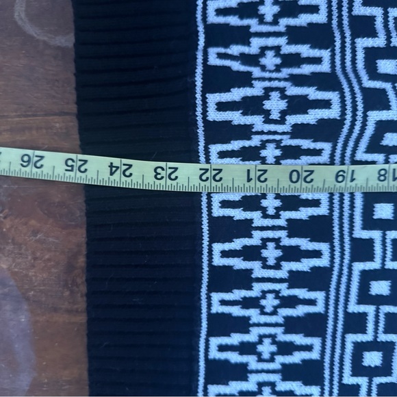 Anthro Beach Riot black and White Geometric Half-Zip Sweater ladies XL NWT - Picture 5 of 6